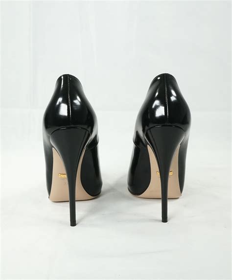 gucci blanca pump|black gucci high heels.